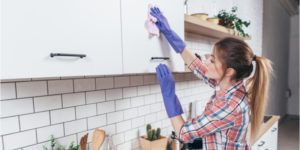 Deep Cleaning Your Kitchen Cabinets